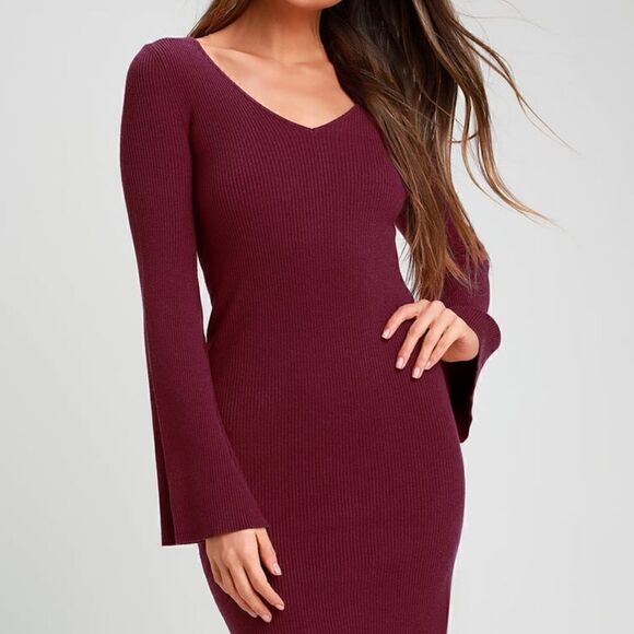 Lulus Jourdaine Berry Red Bell Sleeve Sweater Dress || SZ XS - Picture 3 of 13